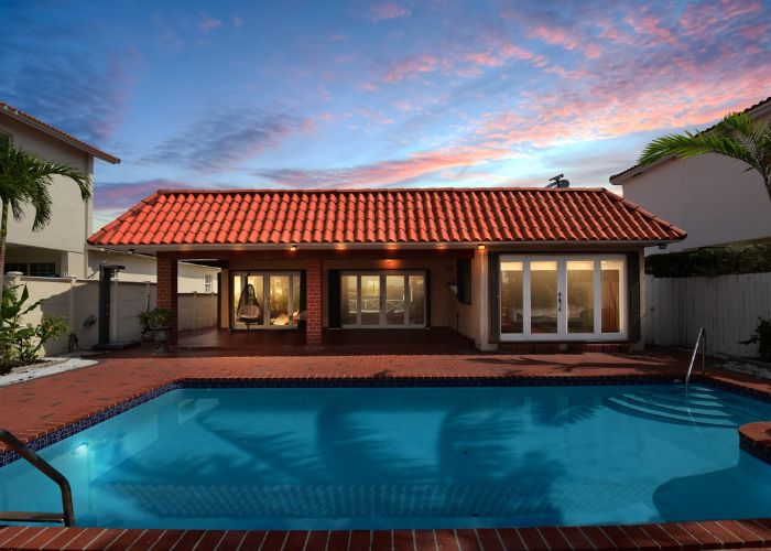 Construction - Interior and Exterior Remodeling